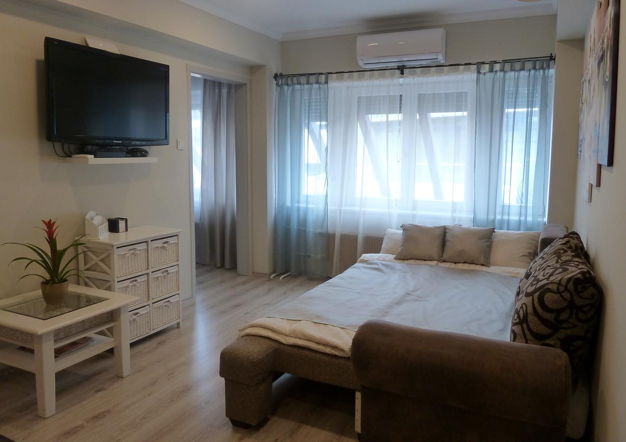 Varlak Apartman Debrecen Exteriör bild