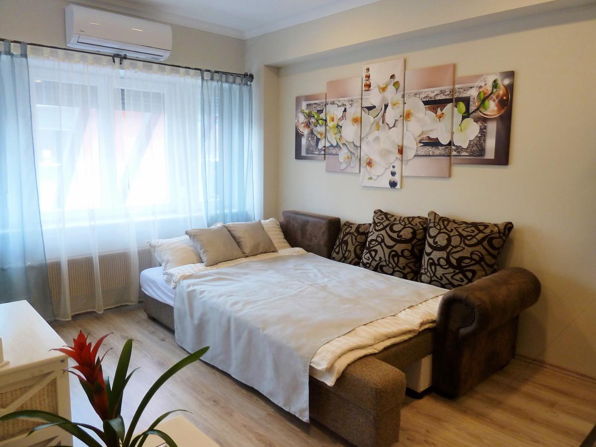 Varlak Apartman Debrecen Exteriör bild
